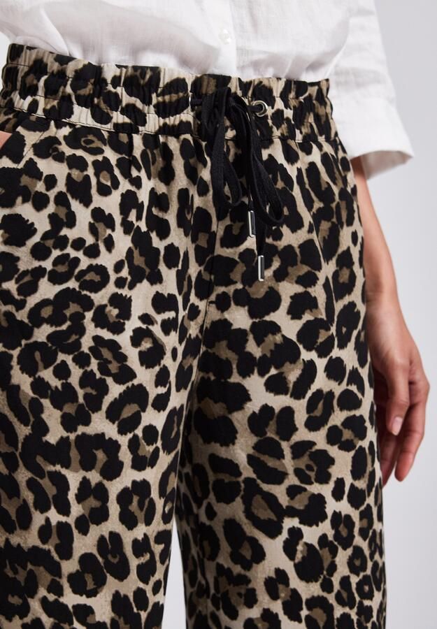 STREET ONE Stoffen broek Style Emee Zomerbroek met elastische tailleband en trekkoord met grafisch patroon