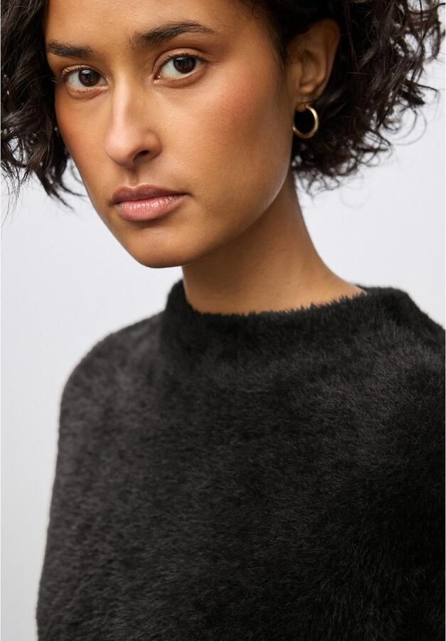 STREET ONE Trui met ronde hals in zachte veergaren-kwaliteit