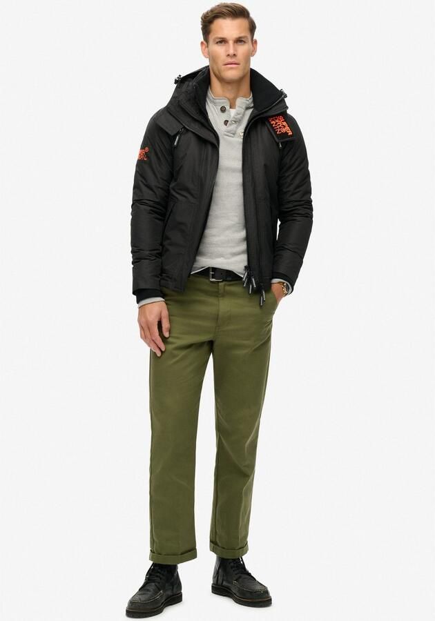 Superdry Trainingsjack Windjack met capuchon en bergmotief - Foto 5