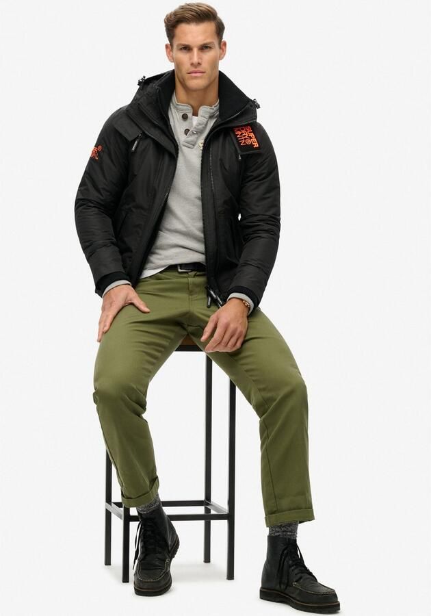 Superdry Trainingsjack Windjack met capuchon en bergmotief - Foto 6