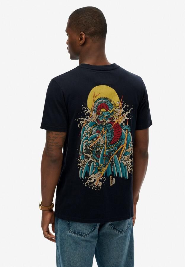 Superdry Shirt met ronde hals VL TOKYO RELAXED TEE met coole tattoo-print - Foto 6