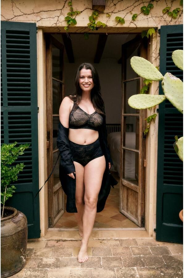 Susa Beugelloze-bh Sevilla florale kant voorgevormde cups niet-doorschijnend microvezel naadloos - Foto 2