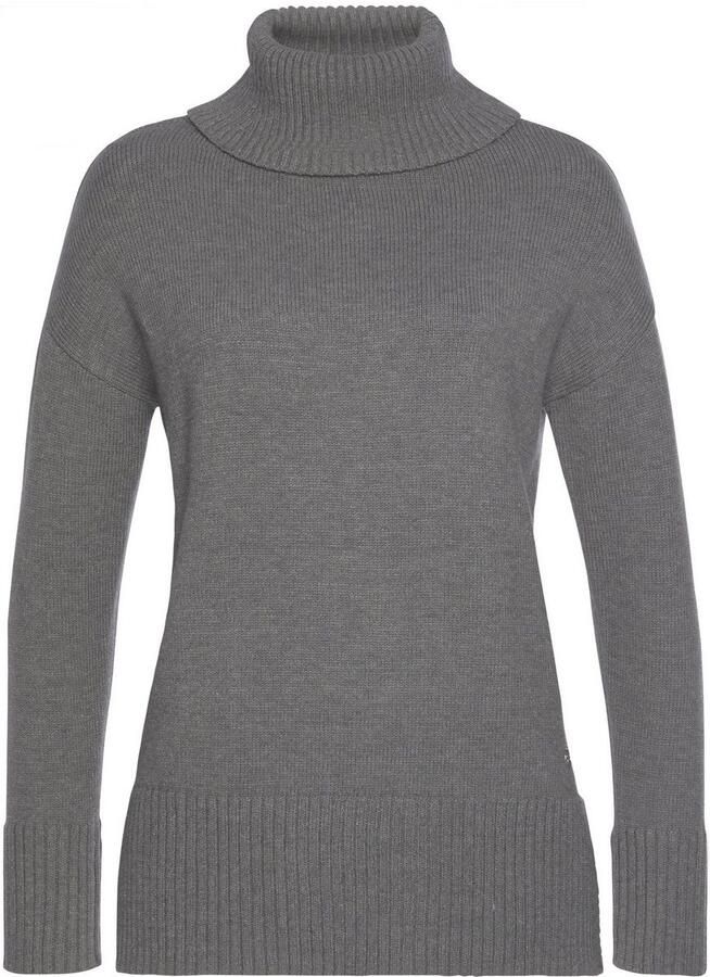 Tamaris Coltrui in nonchalante vorm met zijdelingse slitten