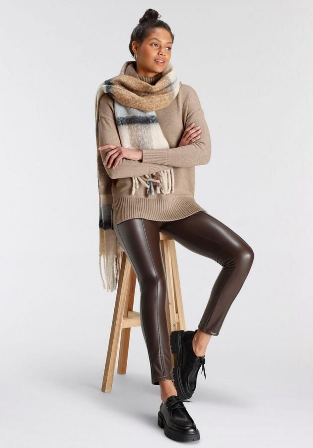 Tamaris Coltrui in nonchalante vorm met zijdelingse slitten - Foto 4