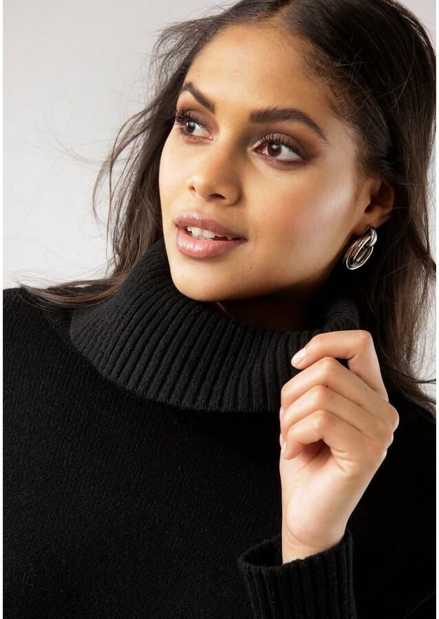 Tamaris Coltrui in nonchalante vorm met zijdelingse slitten