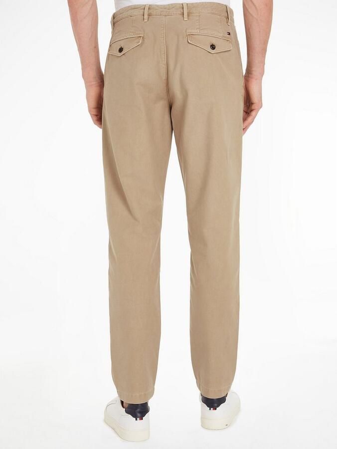 Tommy Hilfiger Chino CHELSEA GABARDINE GMD met logo borduursel op de achterzak - Foto 3