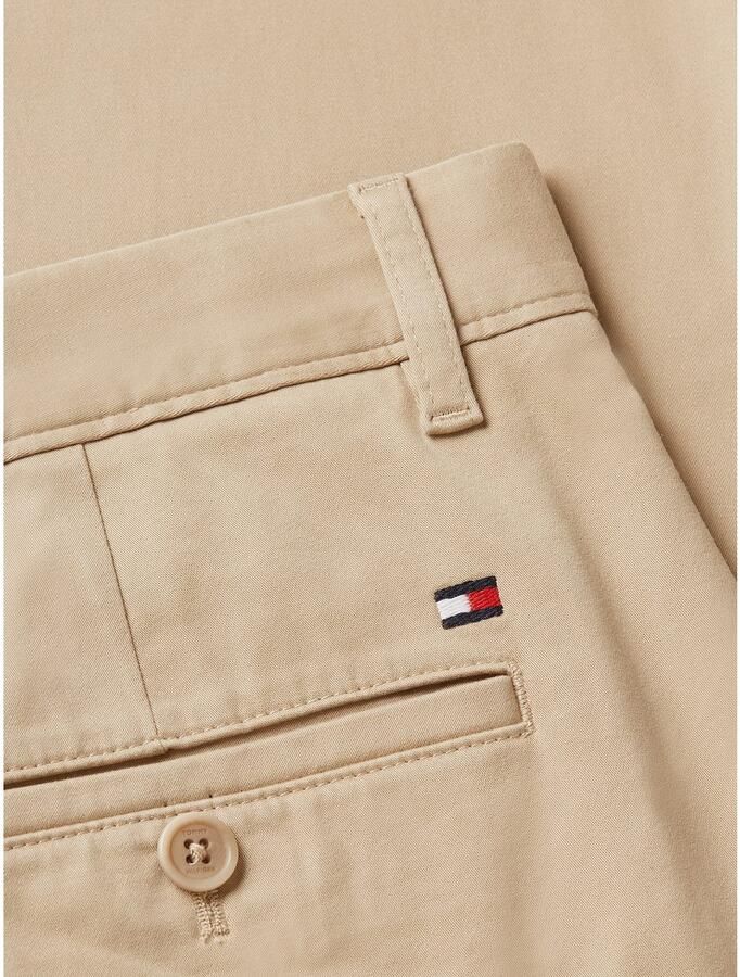Tommy Hilfiger Regular fit chino met knoopsluiting