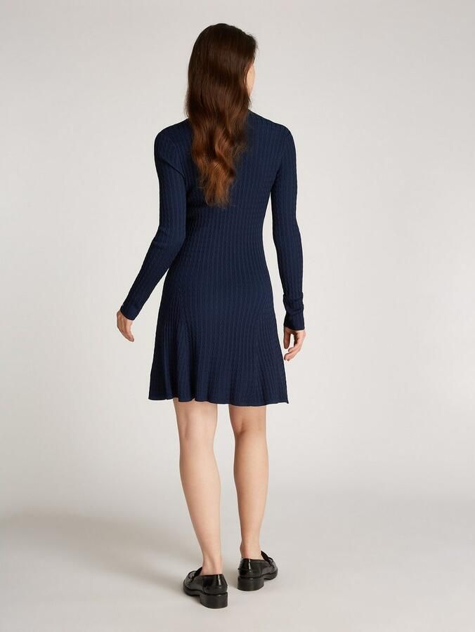 Tommy Hilfiger Gebreide jurk RAYON CABLE F&F LS MIDI DRESS met kabelpatroon metalen label