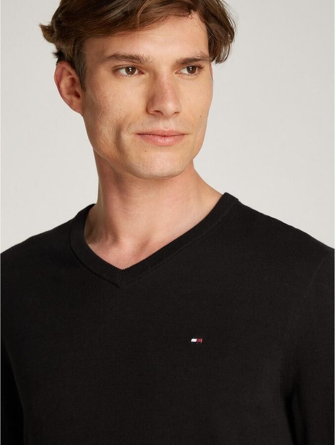 Tommy Hilfiger Gebreide trui ESSENTIAL COTTON V NECK met V-hals en borduursel - Foto 6