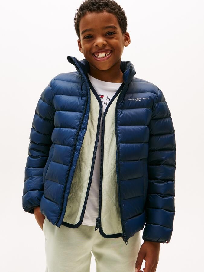 Tommy Hilfiger Gewatteerde jas ESSENTIAL LIGHT DOWN JACKET voor kinderen tot 16 jaar logo print op de borst - Foto 8