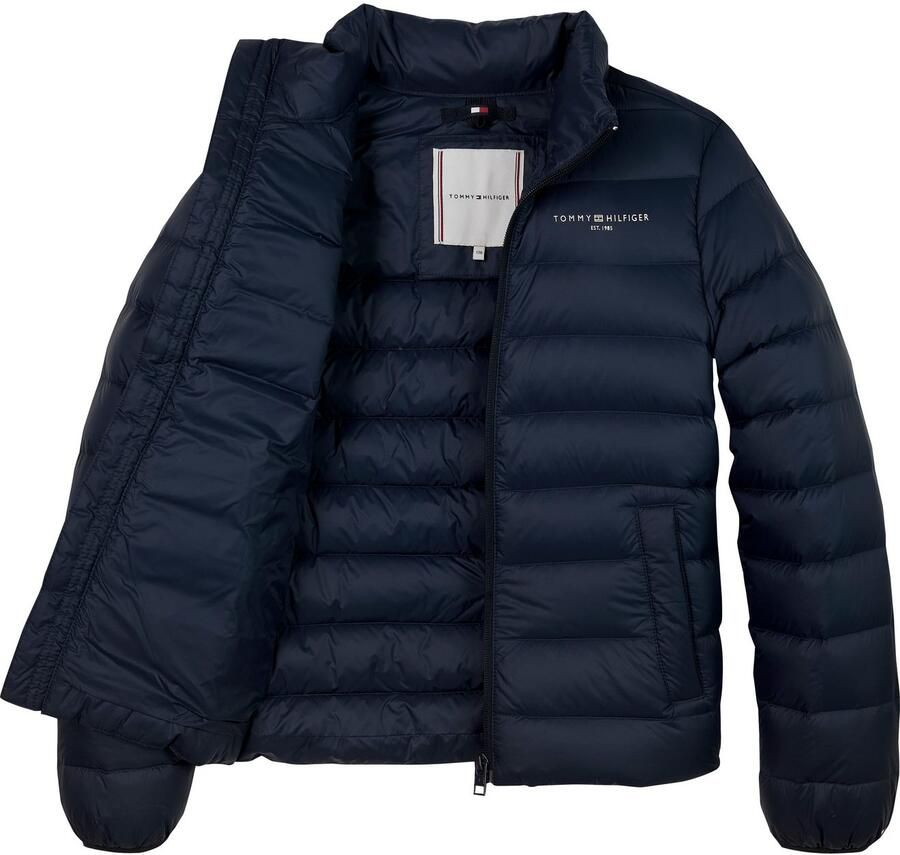 Tommy Hilfiger Gewatteerde jas ESSENTIAL LIGHT DOWN JACKET voor kinderen tot 16 jaar logo print op de borst - Foto 4