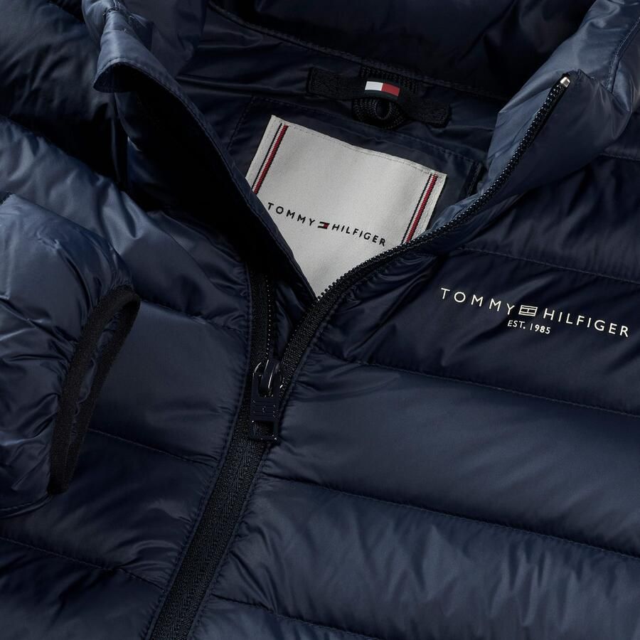 Tommy Hilfiger Gewatteerde jas ESSENTIAL LIGHT DOWN JACKET voor kinderen tot 16 jaar logo print op de borst - Foto 3