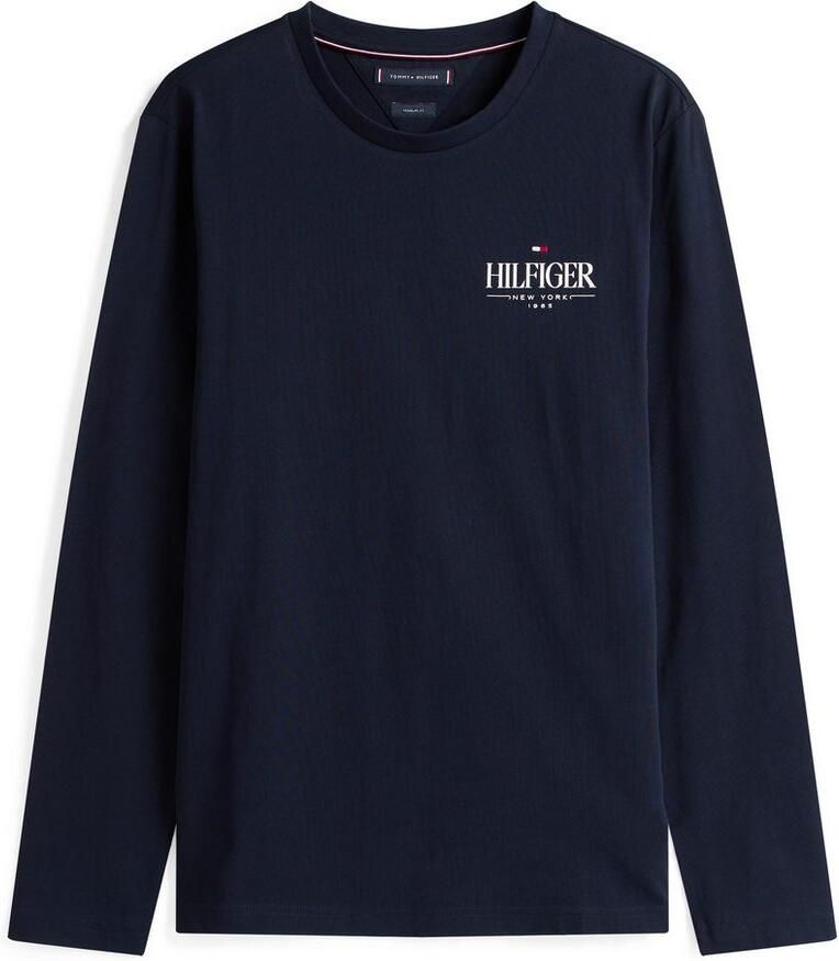 Tommy Hilfiger Longsleeve HILFIGER STACK LS TEE Contrasterende print op de borst