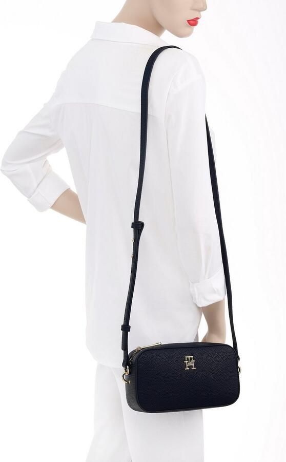 Tommy Hilfiger Mini-bag TH EMBLEM CAMERA BAG met th-embleem aan de voorkant