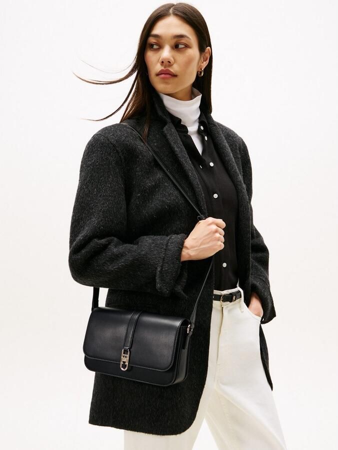 Tommy Hilfiger Schoudertas TH LIBRE FLAP CROSSOVER damen schultertasche minibag mit goldfarbenem th-schmuckelement - Foto 3