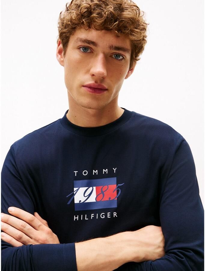 Tommy Hilfiger Shirt met lange mouwen LINEAR FLAG GRAPHIC Jersey ronde hals regular fit longsleeve - Foto 2