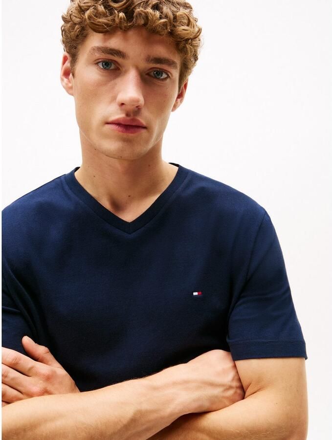 Tommy Hilfiger Shirt met V-hals ESSENTIAL V-NECK TEE met V-hals en merklabel - Foto 3