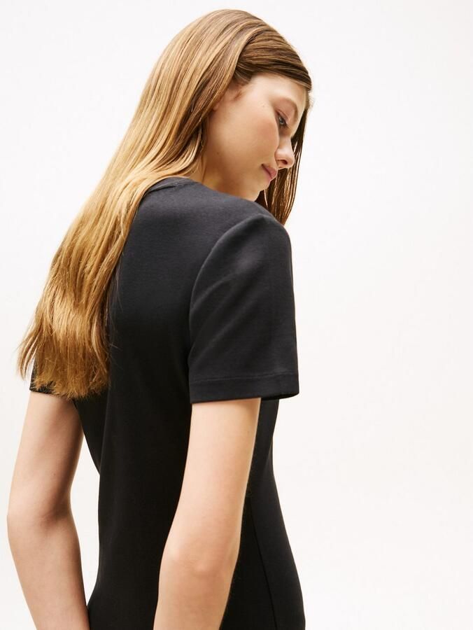 Tommy Hilfiger Shirtjurk NEW CODY STR SLIM SHORT DRS SS met allover streepdessin logo-vlag