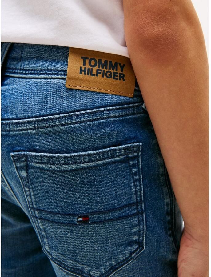 Tommy Hilfiger Slim fit jeans SCANTON VINTAGE DENIM voor kinderen tot 16 jaar n coole wassingi