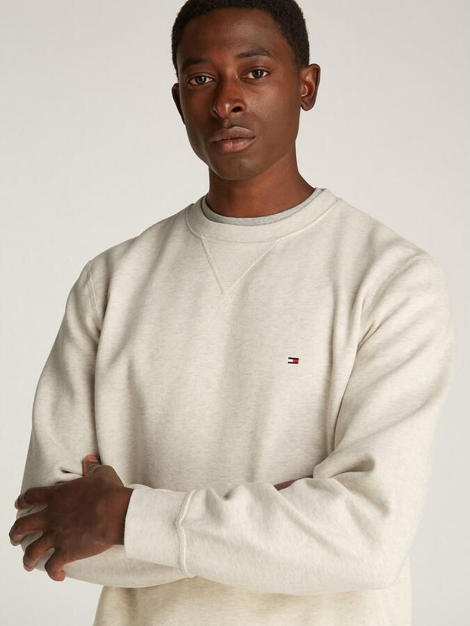 Tommy Hilfiger Sweatshirt ESS SEASONAL FLEECE CREWNECK met ronde hals en borduursel - Foto 14