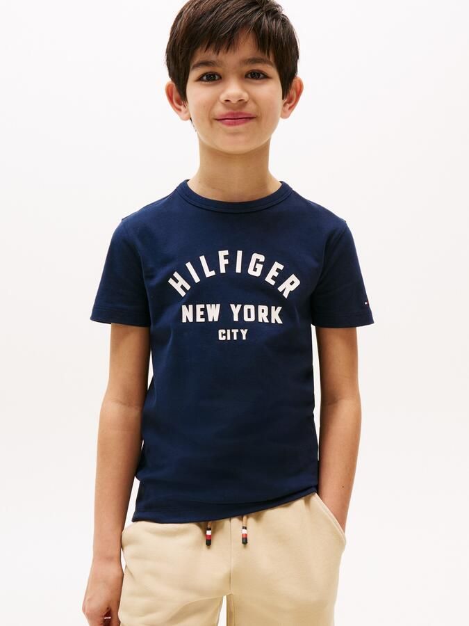 Tommy Hilfiger T-shirt CURVED HILFIGER GRAPHIC TEE SS voor kinderen tot 16 jaar grote logo-print - Foto 5