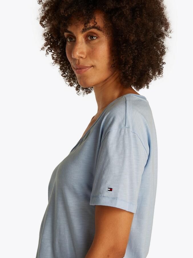 Tommy Hilfiger T-shirt SLUB CROP V-NK SS met open rand met logoborduring - Foto 4
