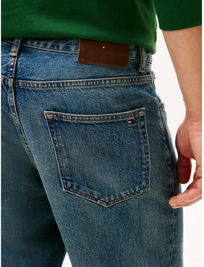 Tommy Hilfiger Relaxed tapered fit jeans van een mix van katoen en lyocell