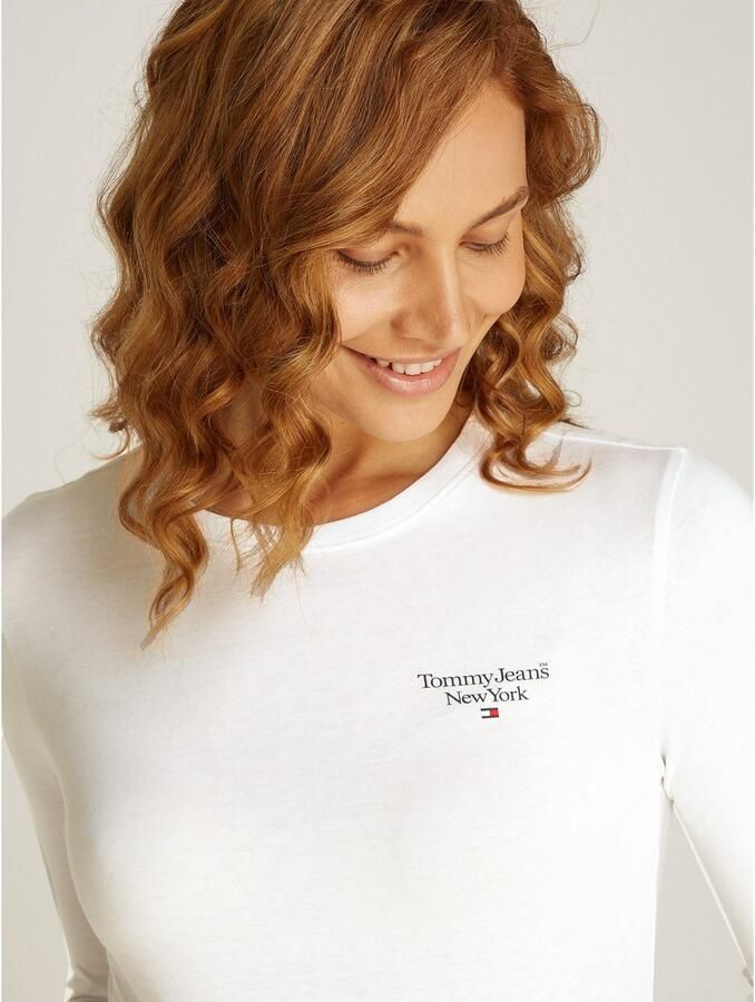 Tommy Jeans Curve T-shirt TJW SLIM ESSENTIAL LOGO 2 LS EXT in grote maten met logo-opschrift - Foto 3