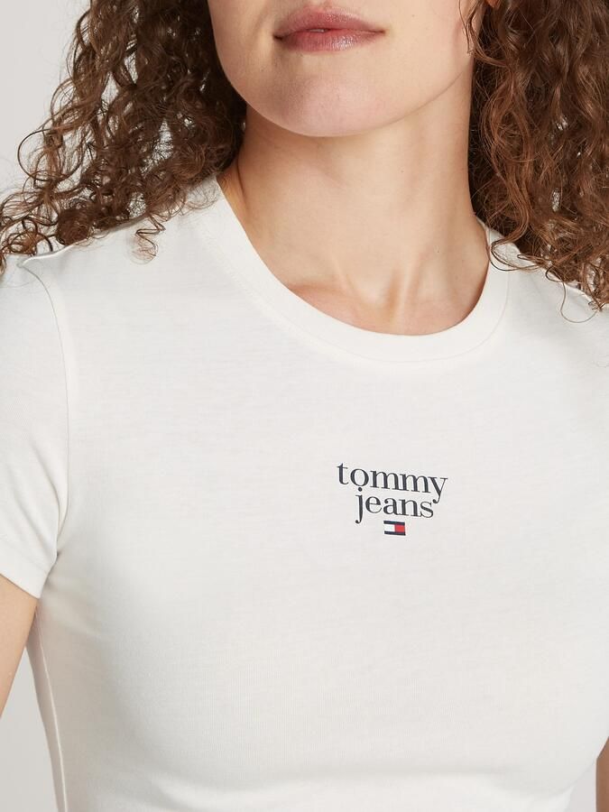 Tommy Jeans Curve T-shirt TJW SLIM ESSENTIAL LOGO1 TEE EXT in grote maten met logo-opschrift - Foto 2