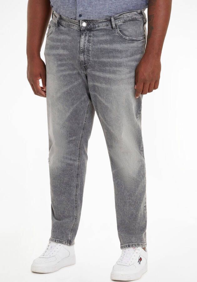 Tommy Jeans Plus SIZE regular fit jeans met labelpatch model 'RYAN PLUS'