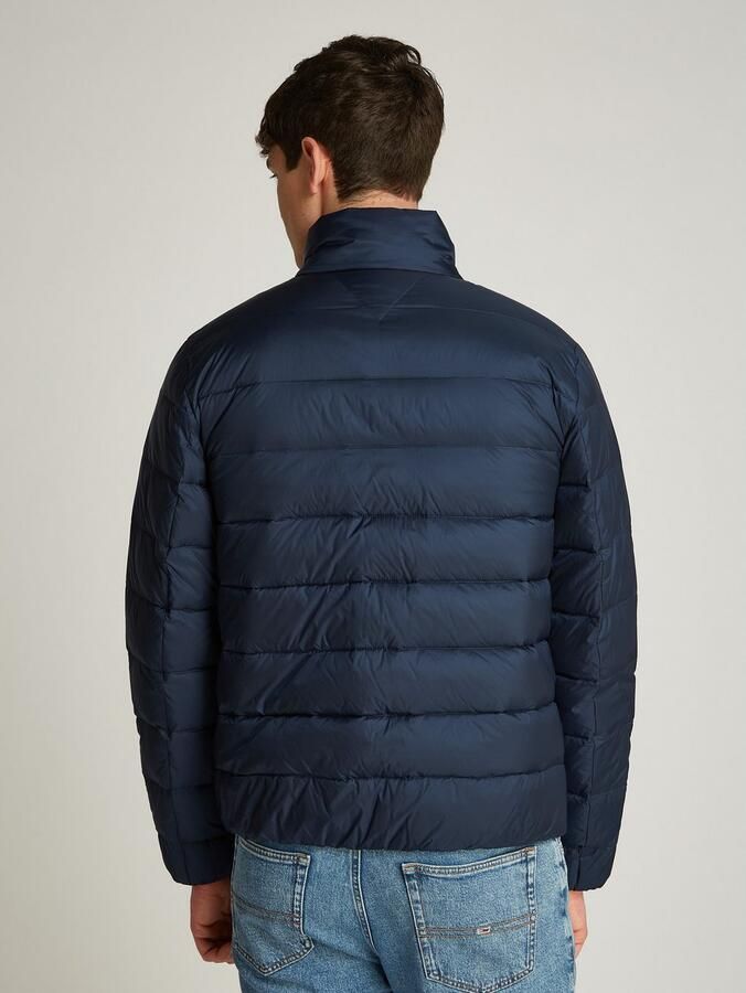 Tommy Jeans Plus Gewatteerde jas TJM LT DOWN JACKET EXT in grote maten logoborduring ritszakken - Foto 6