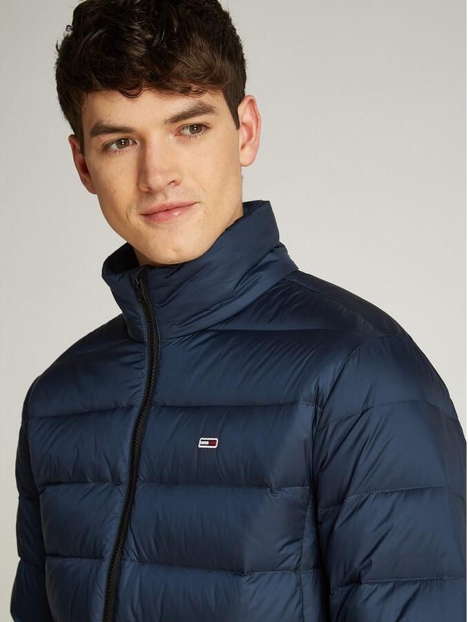 Tommy Jeans Plus Gewatteerde jas TJM LT DOWN JACKET EXT in grote maten logoborduring ritszakken - Foto 4