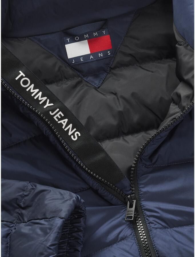 Tommy Jeans Plus Gewatteerde jas TJM LT DOWN JACKET EXT in grote maten logoborduring ritszakken - Foto 2