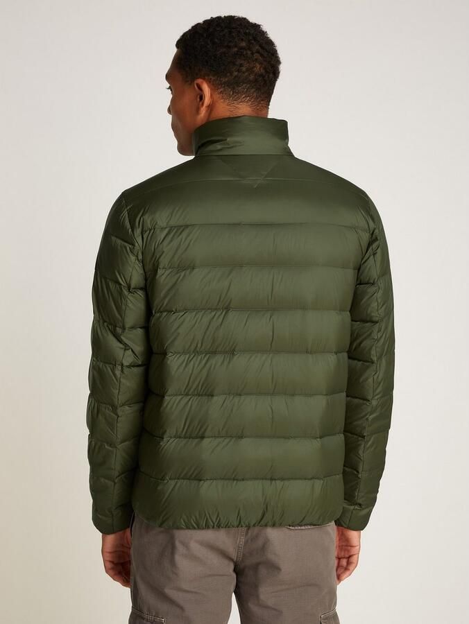 Tommy Jeans Plus Gewatteerde jas TJM LT DOWN JACKET EXT in grote maten logoborduring ritszakken - Foto 3
