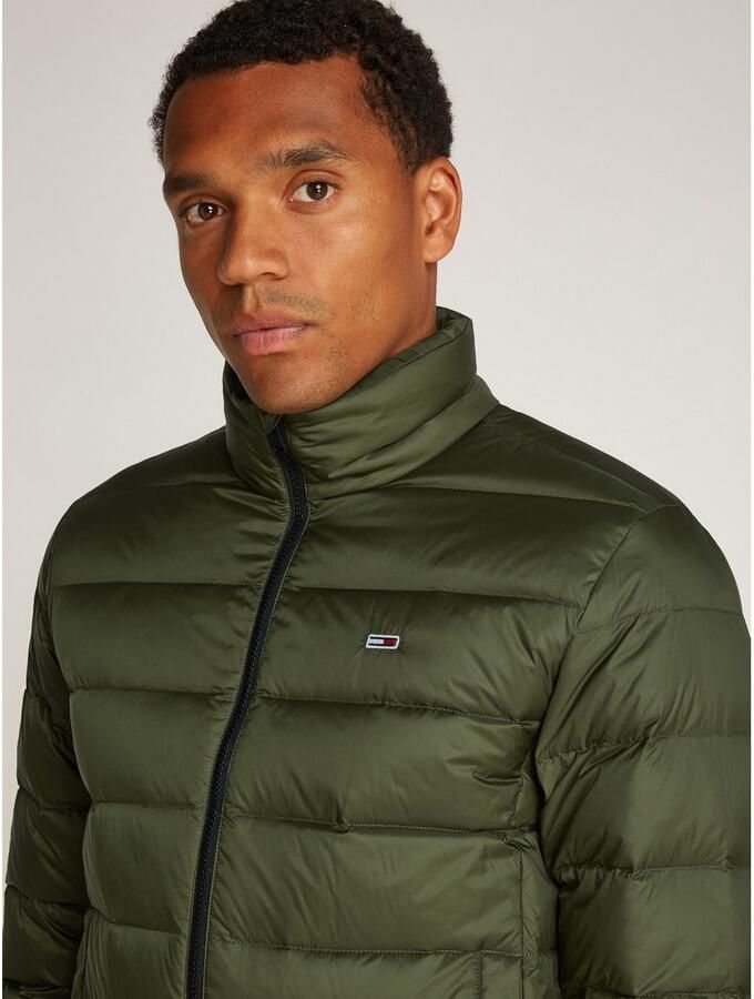 Tommy Jeans Plus Gewatteerde jas TJM LT DOWN JACKET EXT in grote maten logoborduring ritszakken - Foto 2
