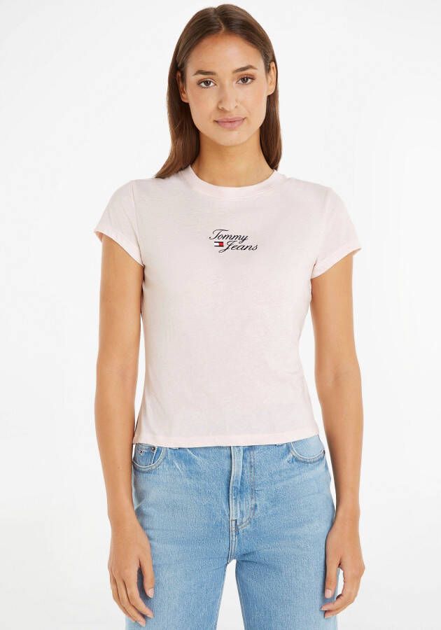 TOMMY JEANS T-shirt TJW BBY ESSENTIAL LOGO 1 SS trendy en stijlvol dames t-shirt met logoprint