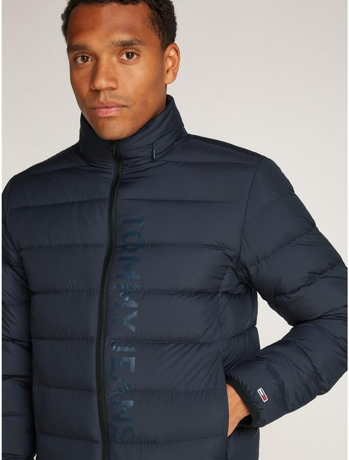 TOMMY JEANS Gewatteerde jas TJM LT DOWN PRINTED JACKET - Foto 2