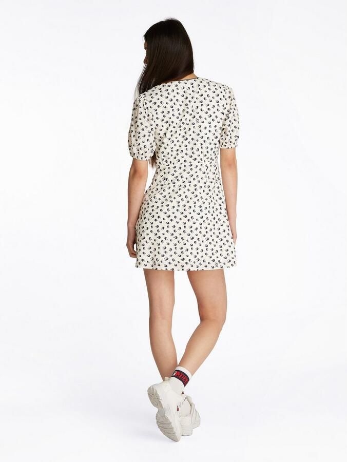 TOMMY JEANS Mini-jurk TJW SS CREPE MINI DRESS met strikdetail vogelpatroon - Foto 4