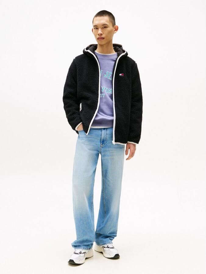 TOMMY JEANS Pluchen jack TJM REG BADGE TEDDY ZIP TRU EXT Vrijetijdsjas overgangsjas teddyjas met logopatch - Foto 9