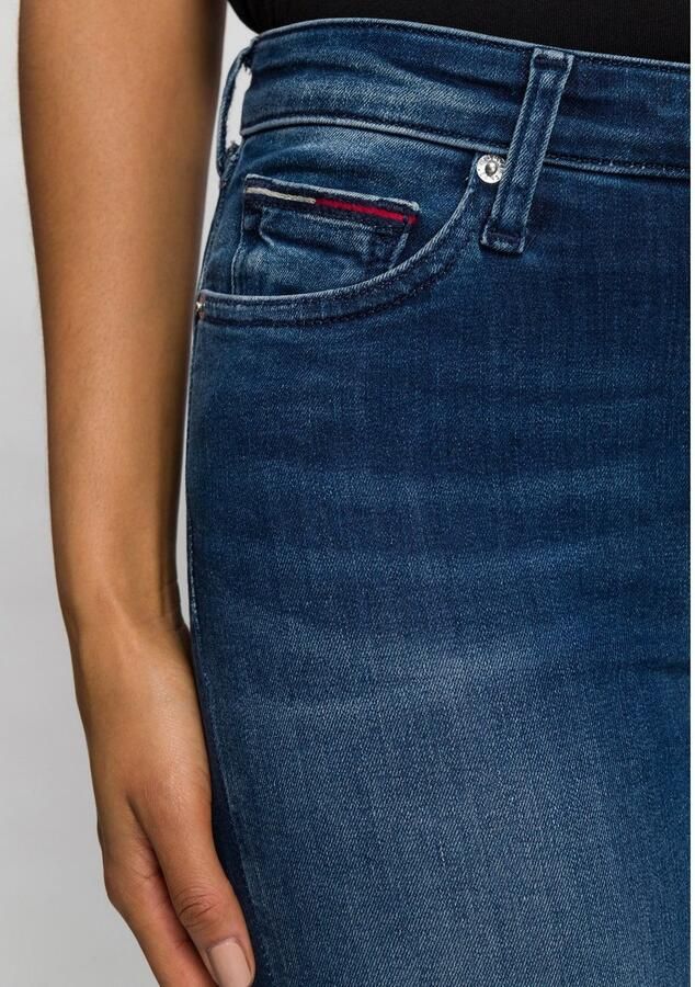 TOMMY JEANS Skinny fit jeans Nora Mid Rise Skinny Fit met -logobadge & borduursels - Foto 8