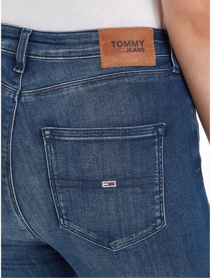 TOMMY JEANS Skinny fit jeans SYLVIA HR SUPER SKNY Hoogwaardige materialen voor een comfortabele en perfecte pasvorm.