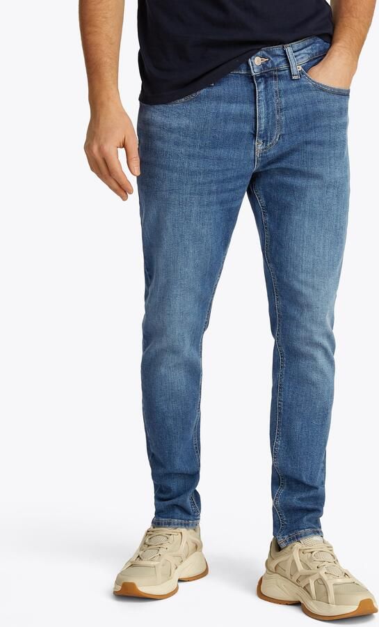 TOMMY JEANS Slim fit jeans AUSTIN SLIM TAPERED naar de enkel toe smaller wordende jeans met gemiddelde taillehoogte - Foto 4
