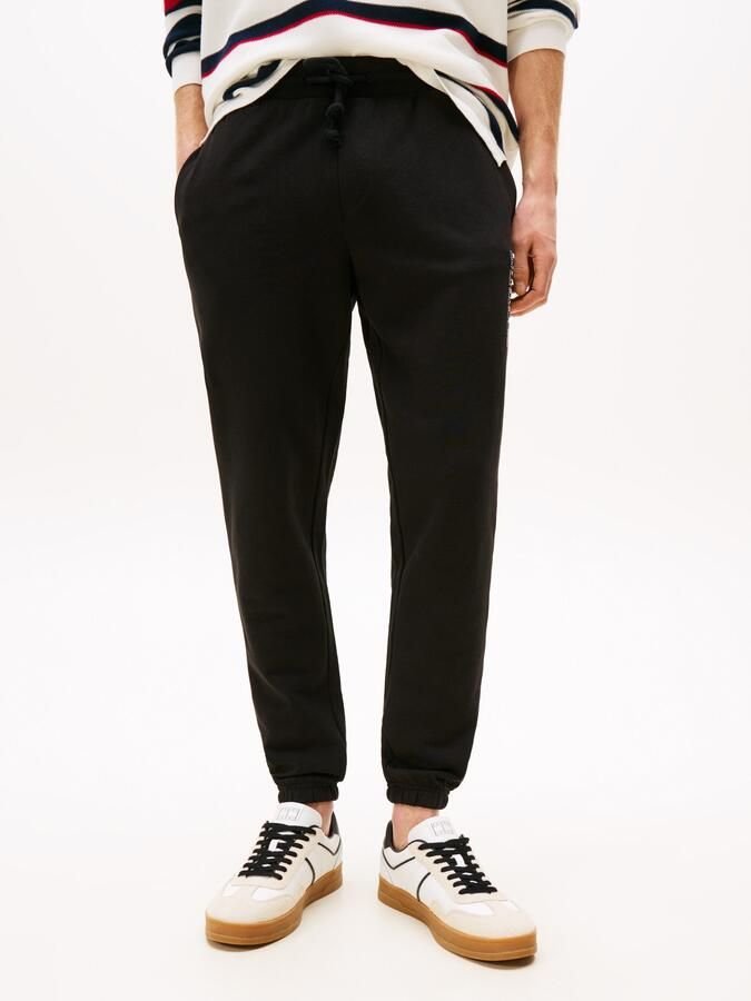 TOMMY JEANS Sweatbroek TJM SLIM RWB DNA GRAPHIC PANT met elastische tailleband grote logoprint - Foto 5