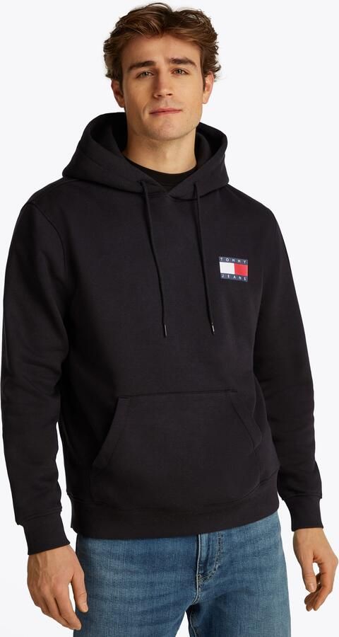 TOMMY JEANS Sweatshirt TJM REG ESSENTIAL FLAG HOOD EXT met bedrukte merklogo op borsthoogte - Foto 4