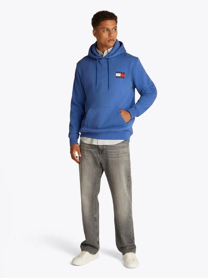 TOMMY JEANS Sweatshirt TJM REG ESSENTIAL FLAG HOOD EXT met bedrukte merklogo op borsthoogte - Foto 3
