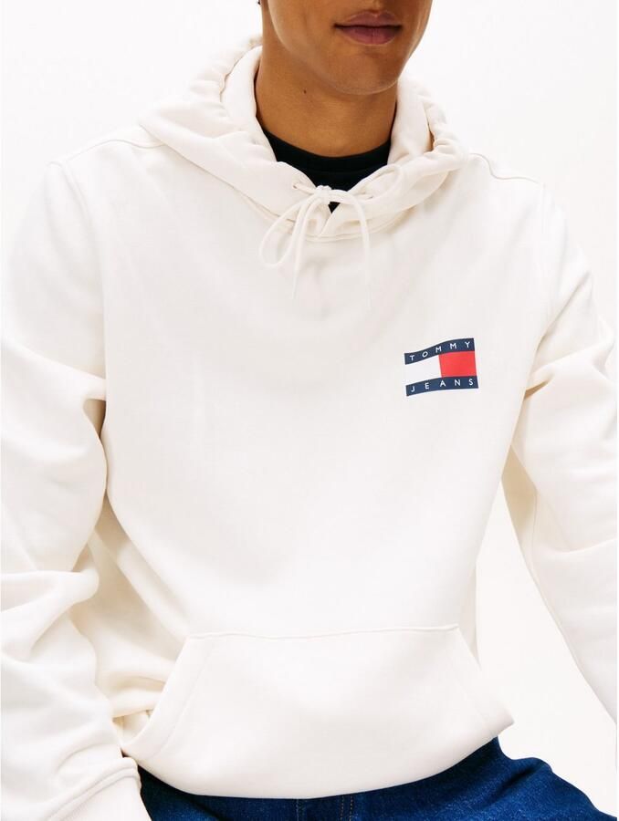 TOMMY JEANS Sweatshirt TJM REG ESSENTIAL FLAG HOOD EXT met bedrukte merklogo op borsthoogte - Foto 2
