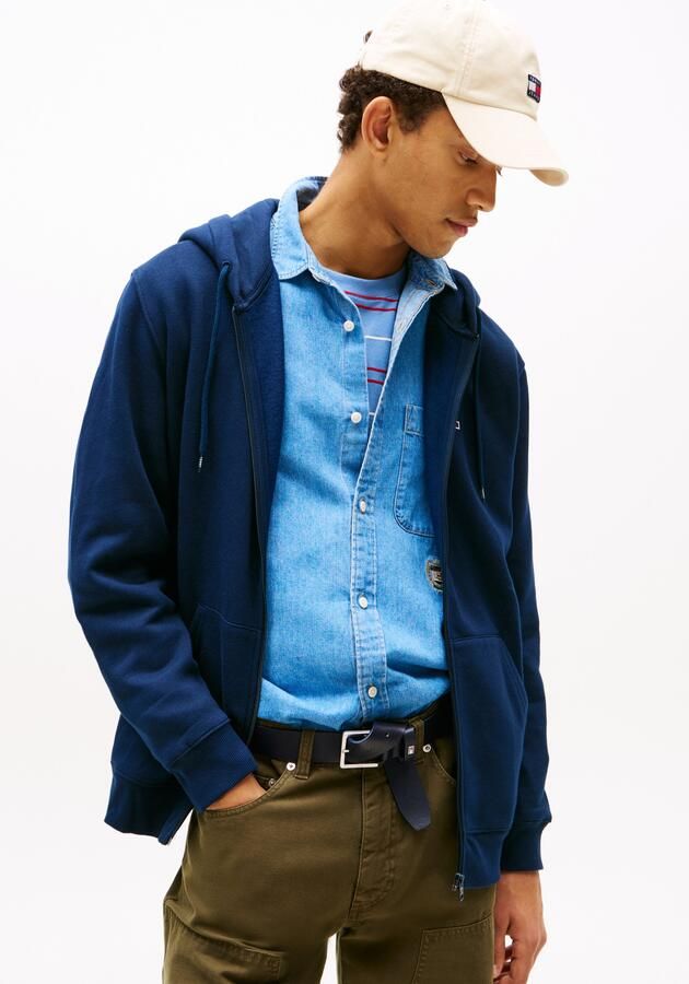 TOMMY JEANS Sweatshirt TJM REG S FLAG ZIP FLEECE THRU met geborduurd merklogo op borsthoogte - Foto 6