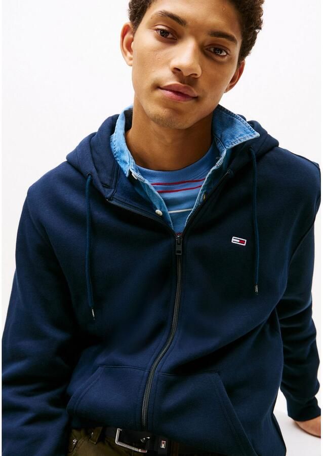 TOMMY JEANS Sweatshirt TJM REG S FLAG ZIP FLEECE THRU met geborduurd merklogo op borsthoogte - Foto 3