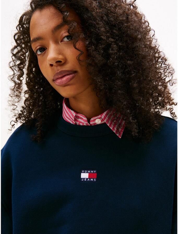 TOMMY JEANS Sweatshirt TJW BXY BADGE met drop-shoulder design en logo aan de voorkant - Foto 5