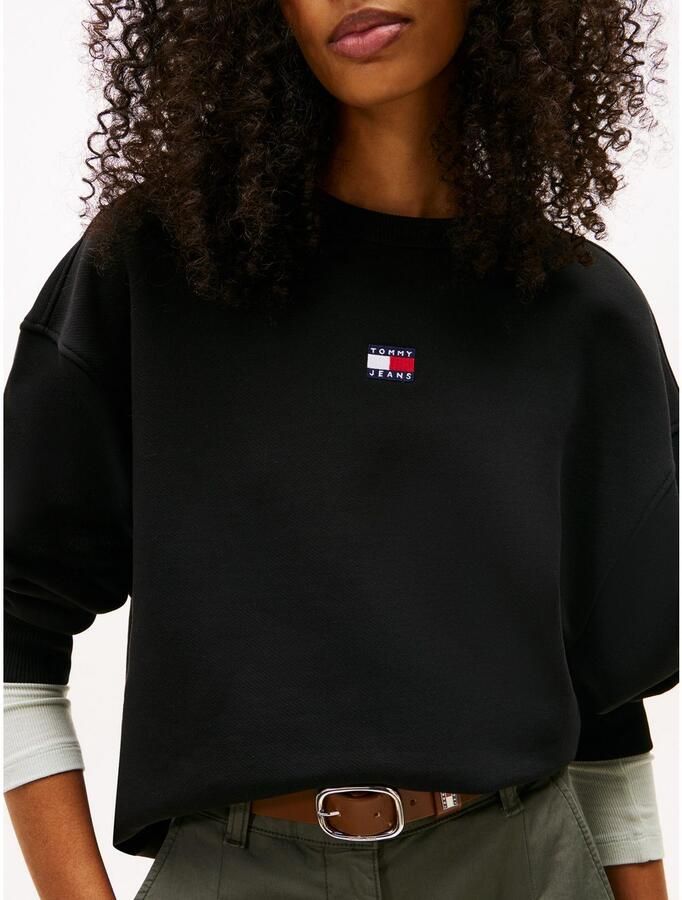 TOMMY JEANS Sweatshirt TJW BXY BADGE met drop-shoulder design en logo aan de voorkant